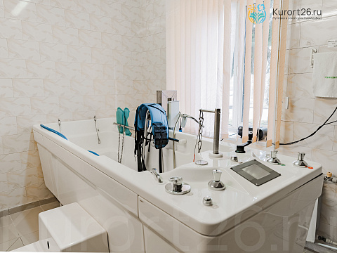 Санаторий «Пятигорский нарзан» г. Пятигорск. Ванное отделение, подводное вытяжение